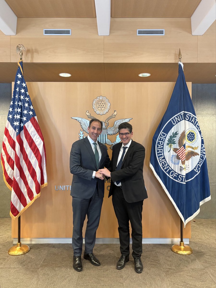 AmbUNReform's tweet photo. Met with Mr. Leon Saltiel of @WorldJewishCong to discuss his work and our shared commitment to combat the continued rise of antisemitism. @usmissiongeneva https://t.co/oYjCtjdcuP