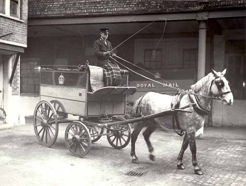 johncornelius01's tweet image. Royal Mail conveyance, 1939. Perhaps 2026  Royal Mail could reintroduce these - to speed up the post.
#RoyalMail