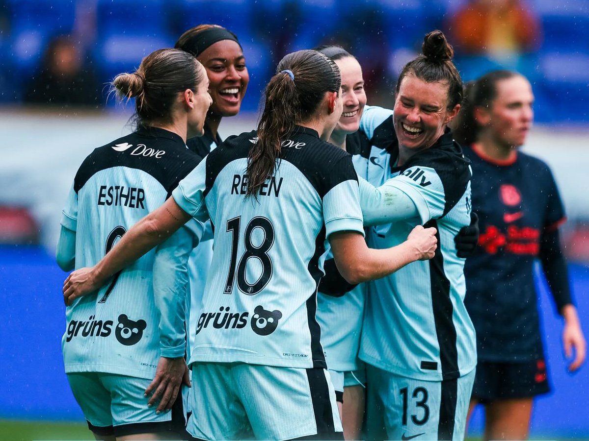 ZONAIFEMENINA's tweet image. El Gotham golea en casa al conjunto californiano con 3 goles a favor.

⚽️ Karlie Lema 
⚽️ Rose Lavelle
⚽️ Esther González 

🟨 Claire Hutton 

📷: @GothamFC 

#gothamfc #bayfc #nwsl