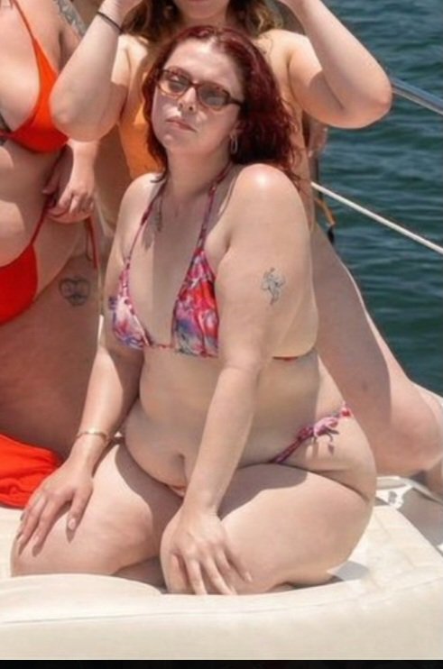 X13moon13X's tweet image. I dunno. But I will gladly take the pale Redhead, bottom left. 

#Yummy