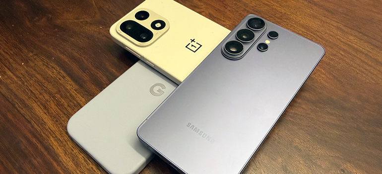 whatsyourtech's tweet image. Ready to upgrade your phone? Discover the best #smartphones for every type of user—from camera kings to budget-friendly picks and power-packed performers.  #TechGuide #SmartphoneDeals #MobileTech @TheIsmaili @smartcanuck @LiveSmart @Todaysparent tinyurl.com/2ryn44ym