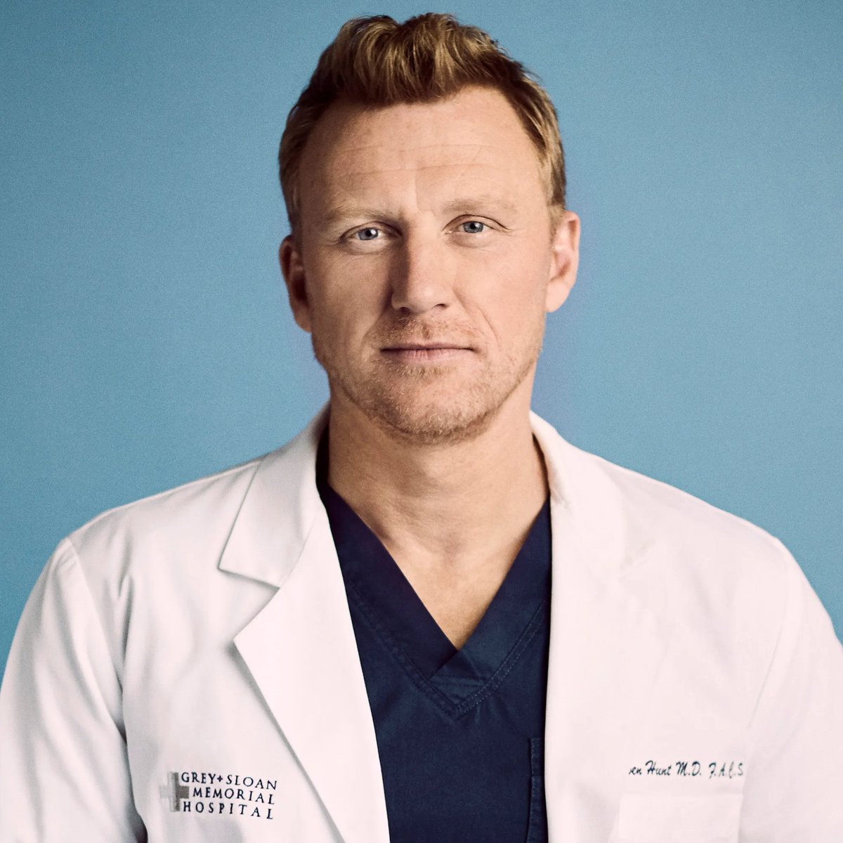 acervodumble's tweet photo. SERÁ? Internautas cogitam que Kevin McKidd, que saiu recentemente de Grey's Anatomy, interprete Arthur Weasley, na Segunda Temporada da nova série de Harry Potter. Tem a aprovação dos Potterheads? https://t.co/lwCfrB0kBS