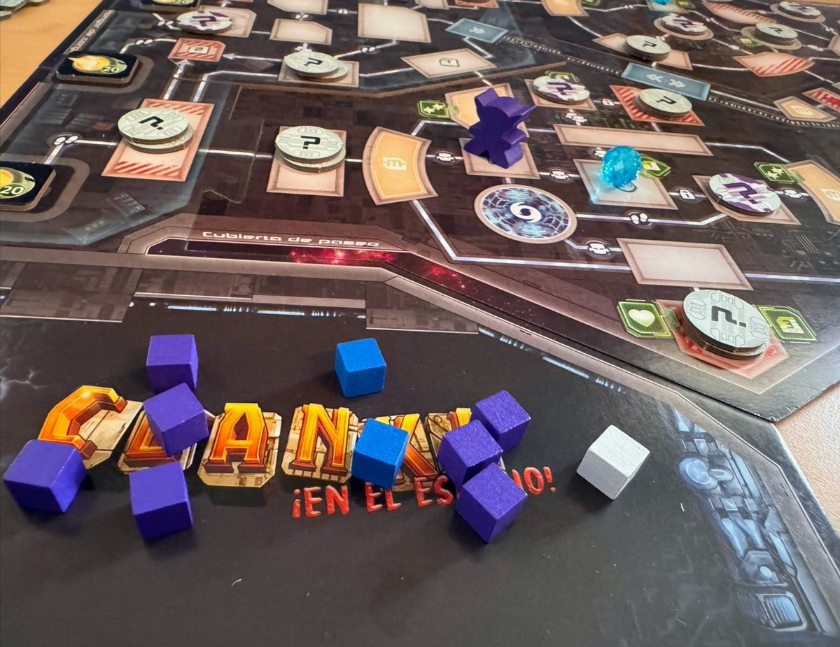 Thanos0221's tweet image. Clank!
Un juego donde seremos ladrones un poco torpez 🥴 en la nave de Lord Erradikus trataremos de robar uno de sus tesoros e intentar escapar con vida!
Todo esto mientras hacemos ruido como los Clank! Un juego de creación de mazo
#clank #boardgames #meeples #deckbuilder