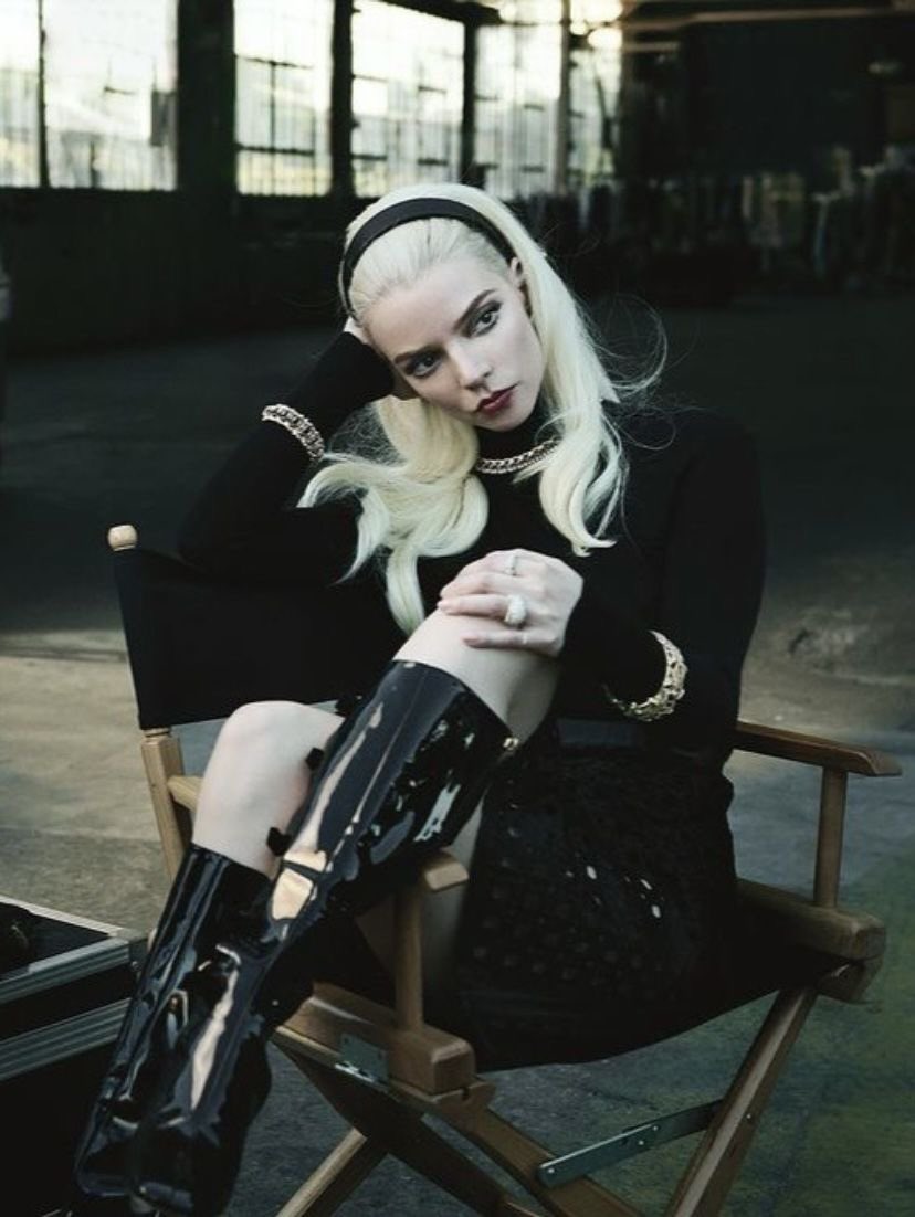 𝔥𝔞𝔫𝔫𝔞𝔥 tweet media