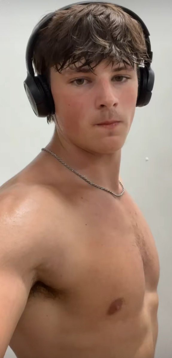 men only♂️solo hombres♂️ tweet media