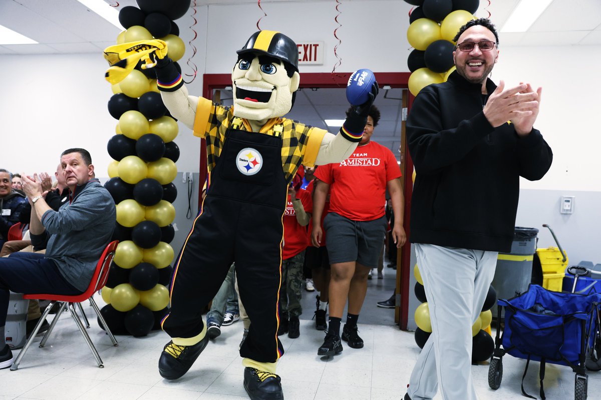 NFL Foundation tweet media