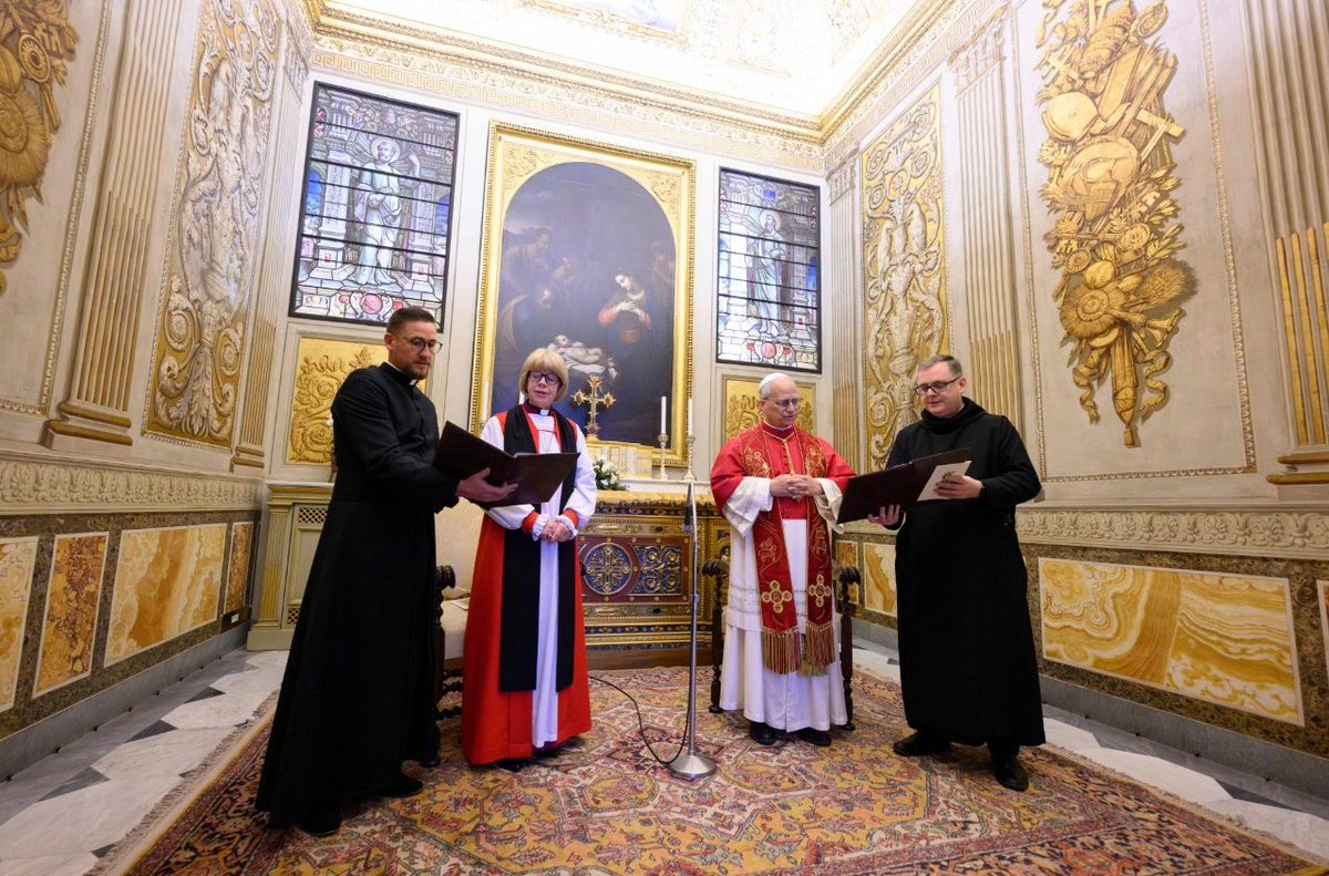 RED Vaticano tweet media