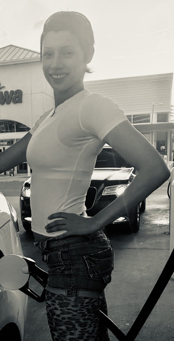 zbelle_z's tweet image. #mondaymood #schmoodt #uglyworldwide #jazZelleZ