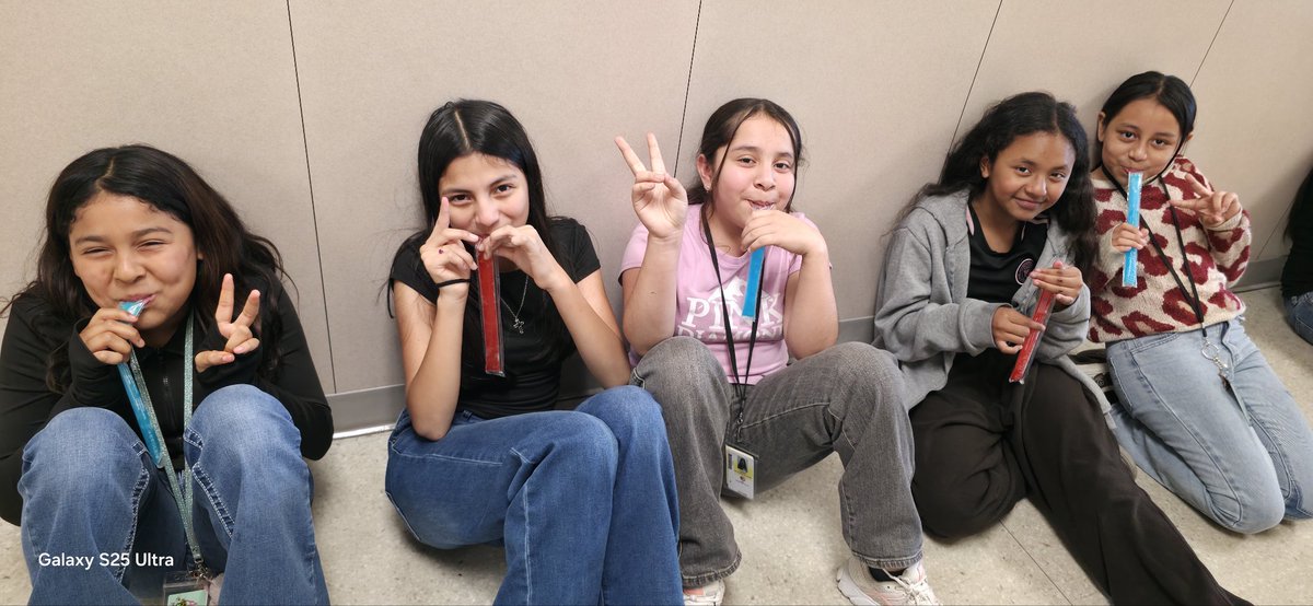 o_cabrera3's tweet photo. our students have been working hard! 😃 they earned a Power-Up pop for a STAAR-Ready boost! to celebrate. Tomorrow's the day, lets get it, Hawks! 💪😁 @JeanaMAdams @icoach_Walker @HillHawksES https://t.co/pSzAa6QHD2