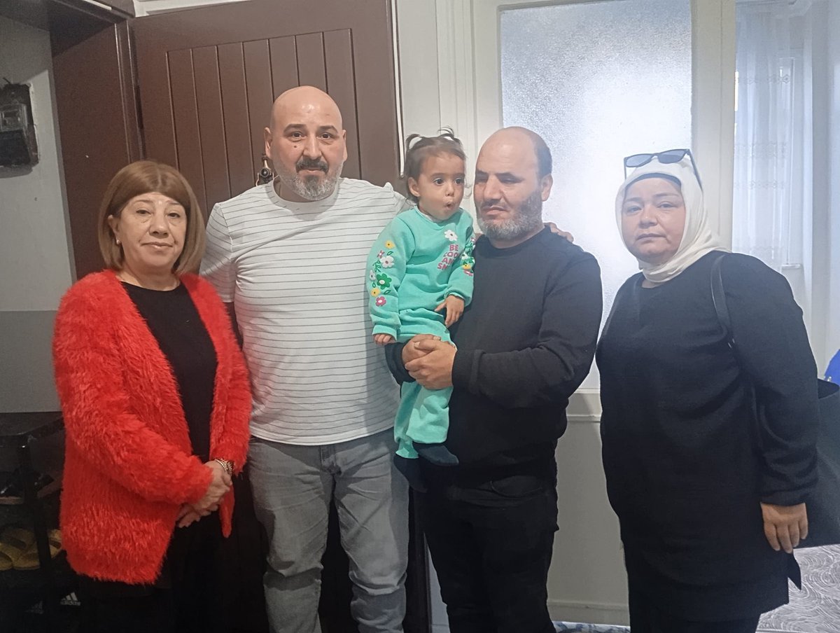Engelliler Komisyonu olarak, engelli kardeşlerimizi ve kıymetli ailelerini ziyaret ederek gönül köprülerimizi güçlendirdik.

Her bir buluşmada samimiyeti, dayanışmayı ve birlikte olmanın değerini bir kez daha hissettik. Hayatı paylaşmanın, engelleri birlikte aşmanın mümkün