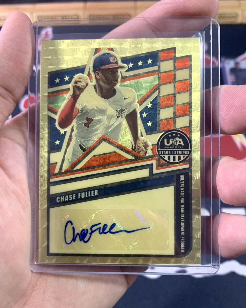 BomberBreaks's tweet image. Another Gold Vinyl 1/1 Auto coming out of our @paniniamerica USA Stars &amp;amp; Stripes Prizm Baseball breaks! 🔥🔥 #baseballcards #oneofone #teamusa #sportscards #thehobby