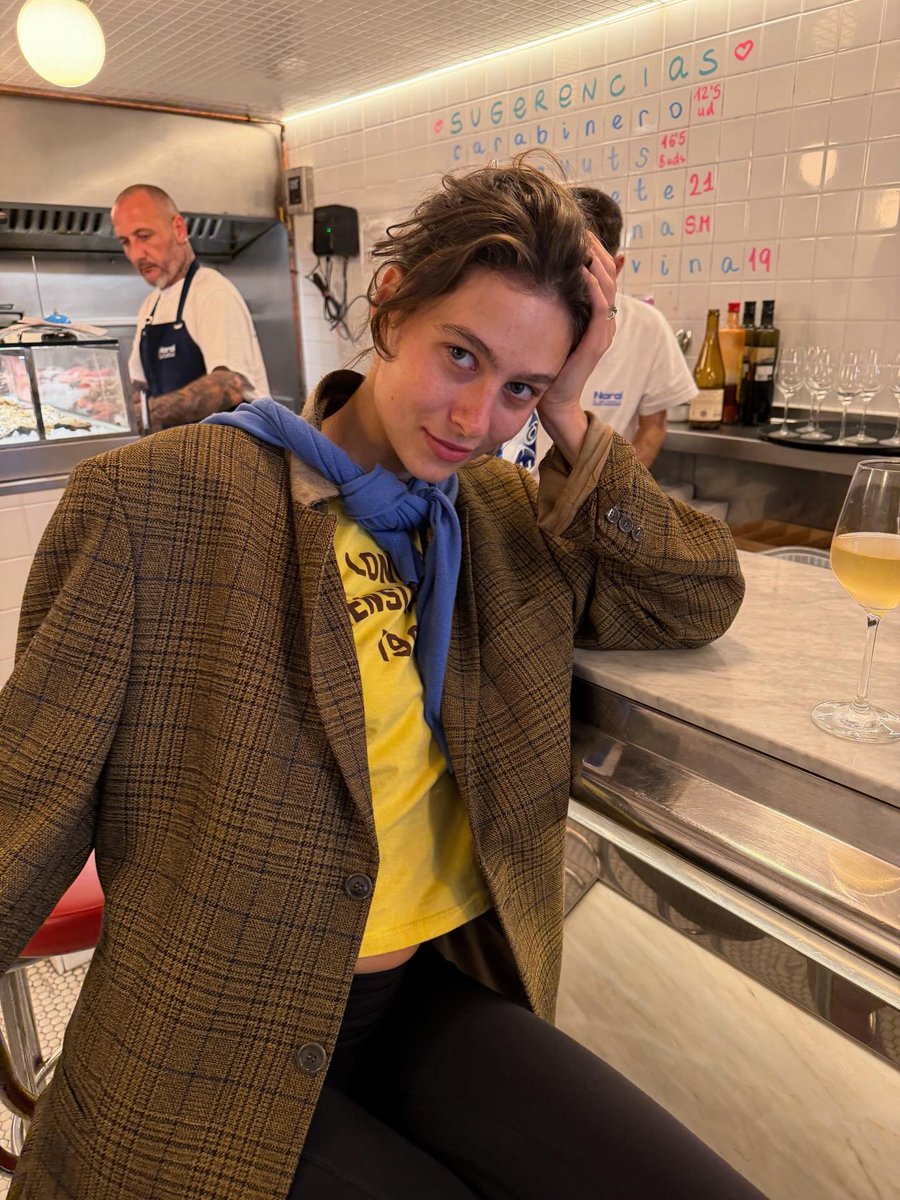 ᐯᗩᒪᗴᖇIᗩ tweet media