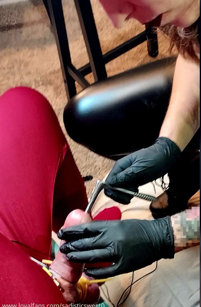 SweetsBWCdrone's tweet photo. Before &amp; after

Miss Sweet wants a large hole &amp; over time She's gotten what She wants

So grateful to be reshaped to Her preferences
@males_in_pain
@paingameplayma1
@cbt_fan1
@RTDoms
@rt_doms
@dommes_rt
@MasochistCBT https://t.co/oxdRaUajyr