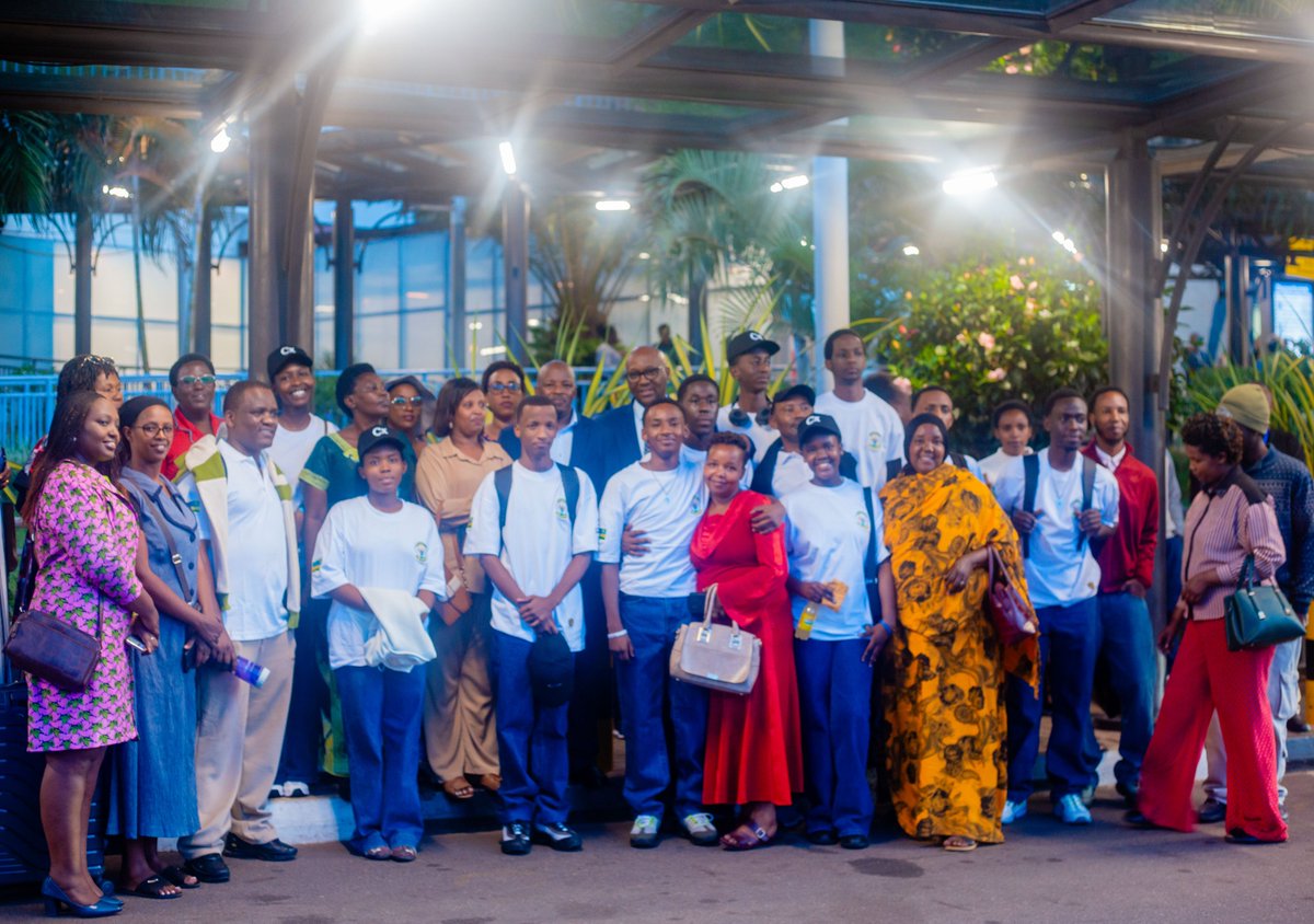 REBRwanda's tweet image. The Director General of REB, @mbanelson, extends his warmest wishes to Rwanda’s delegation heading to the #FLL UNEARTHED World Festival, encouraging them to shine with excellence, confidence, and creativity as they represent Rwanda on the global stage. #STEM #Innovation