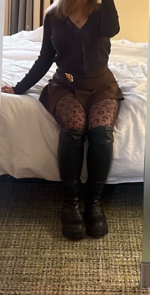 lora incognito 😈 tweet media