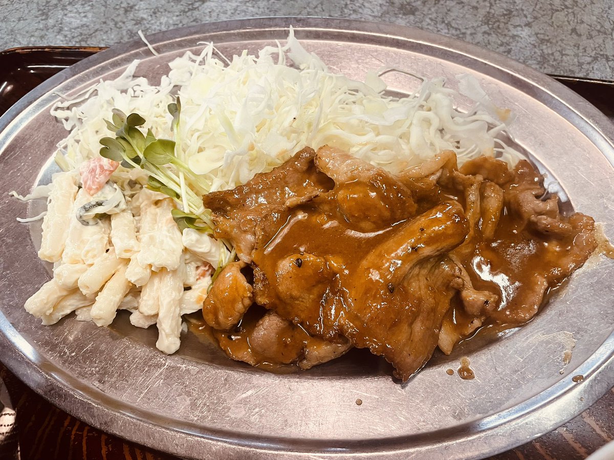まっくろごますけ tweet media