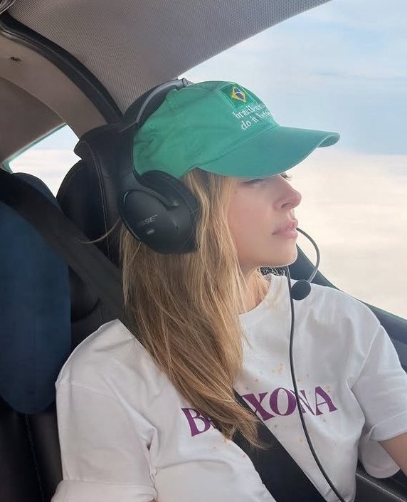 caroline tweet media