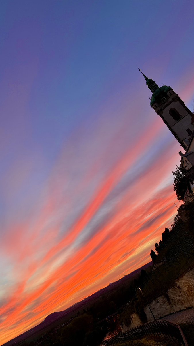 Puanga_rua's tweet image. Caught me off guard a bit tbh 🤍
#sunset #sky