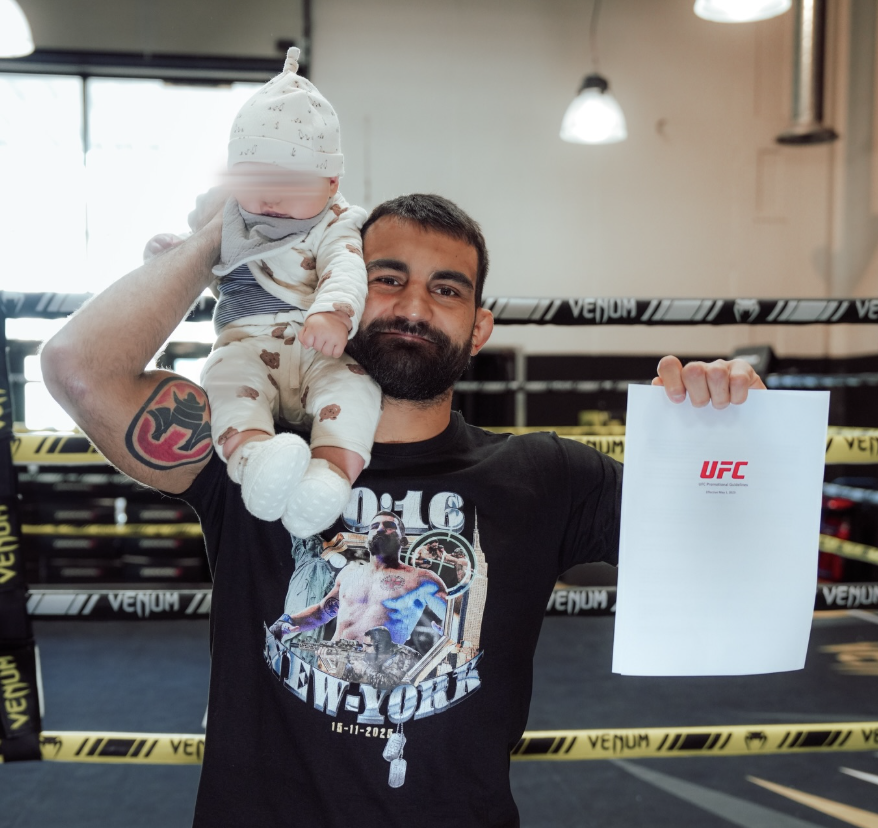 pelunaton's tweet image. 🇫🇷Benoit Saint Denis (17-3) ha firmado el contrato para su próxima pelea

Salvo sorpresa y por lo que se ha ido filtrando su rival sería Paddy Pimblett el próximo 11 de julio para UFC 329 en la International Fight Week

#UFC329 #UFC