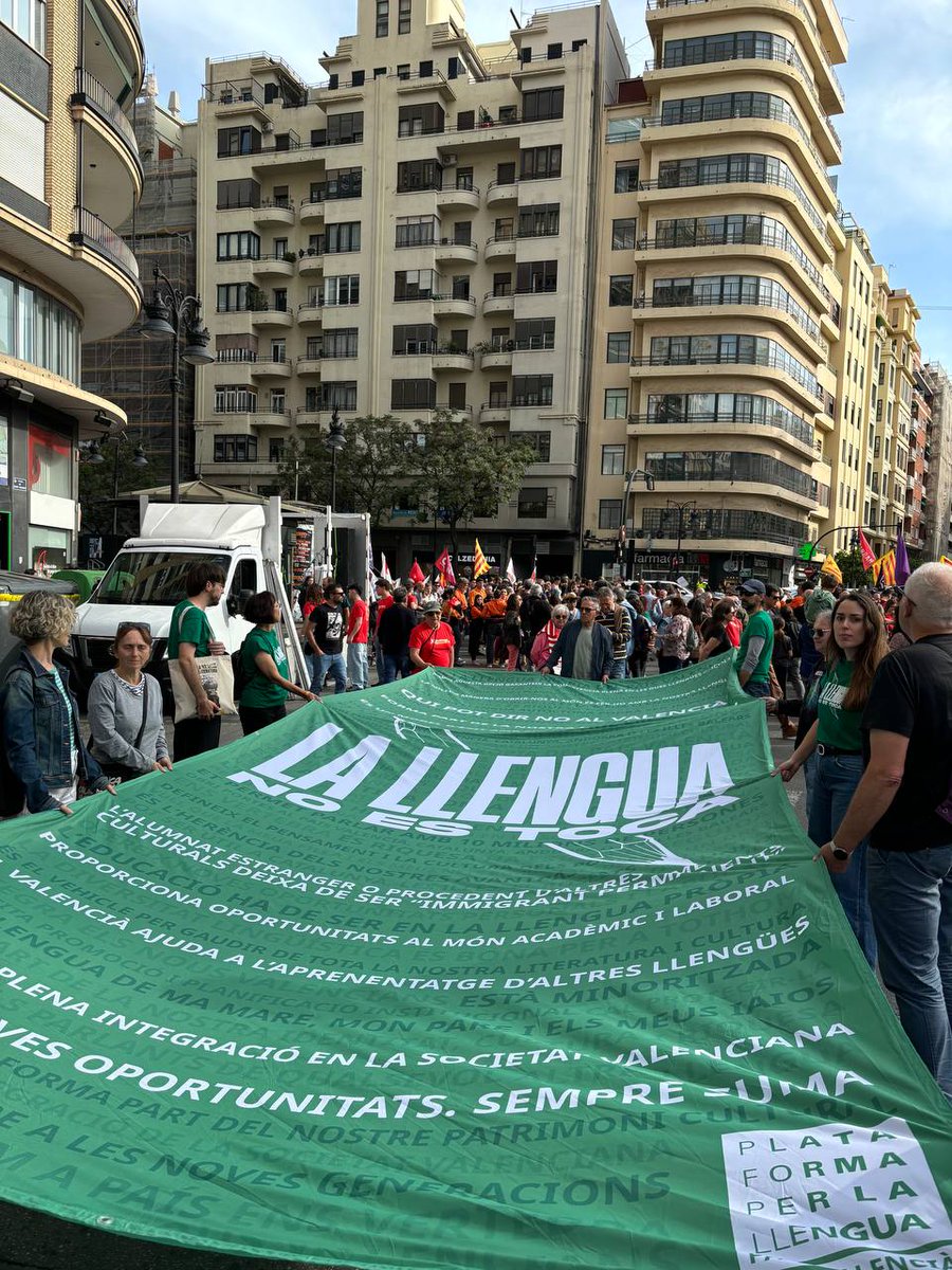 Plataforma per la Llengua - País Valencià tweet media