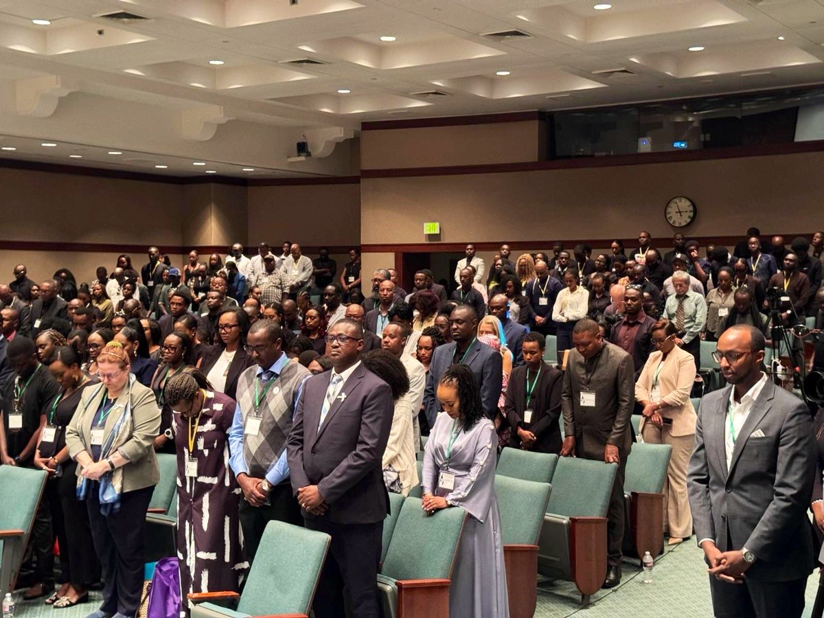 Le Canapé tweet media