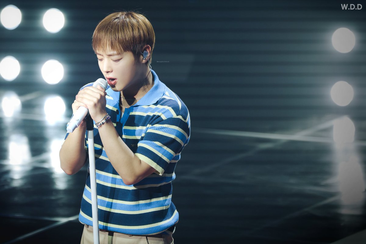 wingduckduck's tweet photo. 《 20260426 같은자리 팬미팅 》

  오직 너야.
무대할 때 밝게 빛나는

#박지훈
#같은자리에서 https://t.co/qdwgJvDdg2