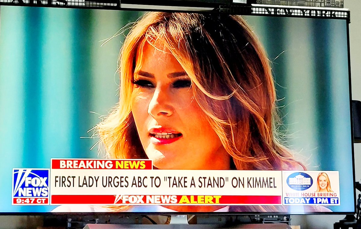 😎LisaMarie😎 tweet media