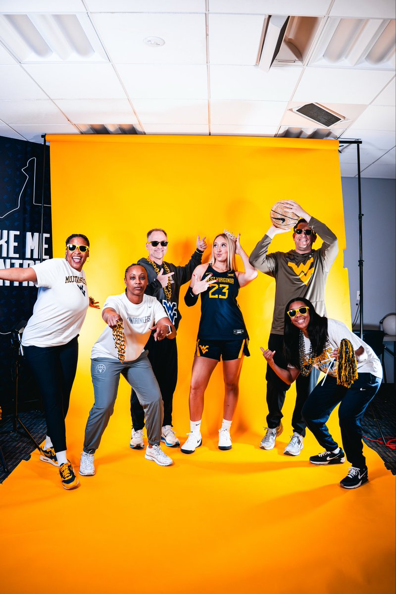 Marya Hudgins tweet media