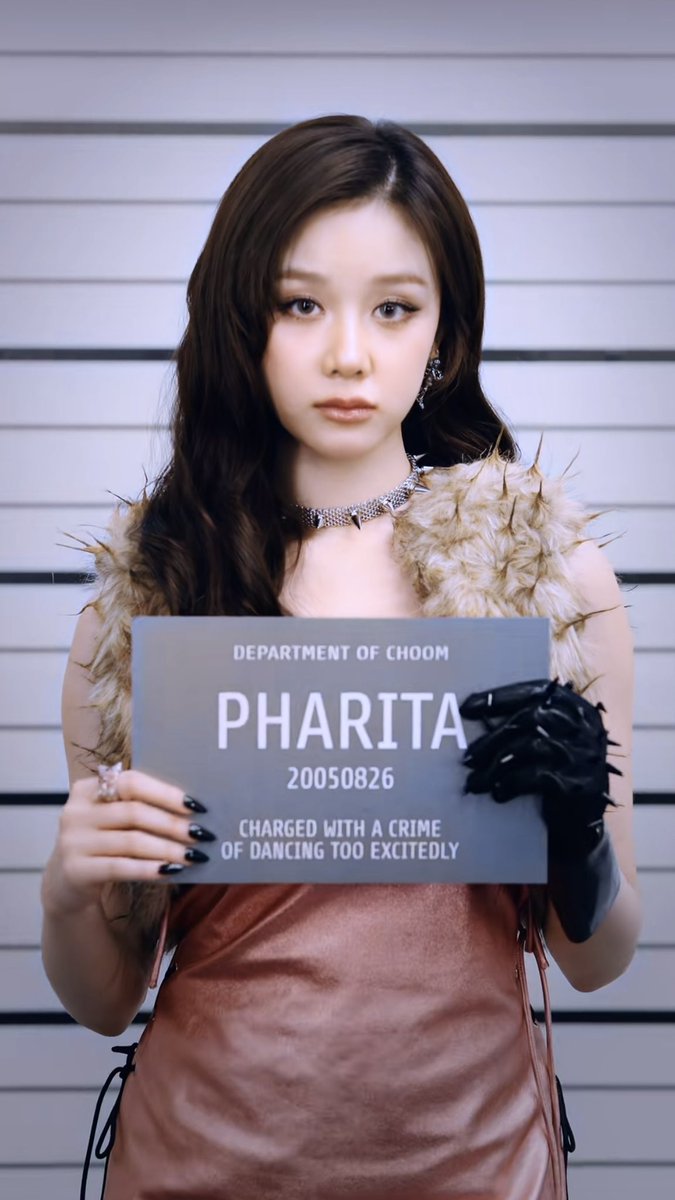 Fluffiii_23 tweet media