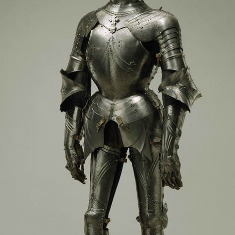 The Late Knight Show tweet media