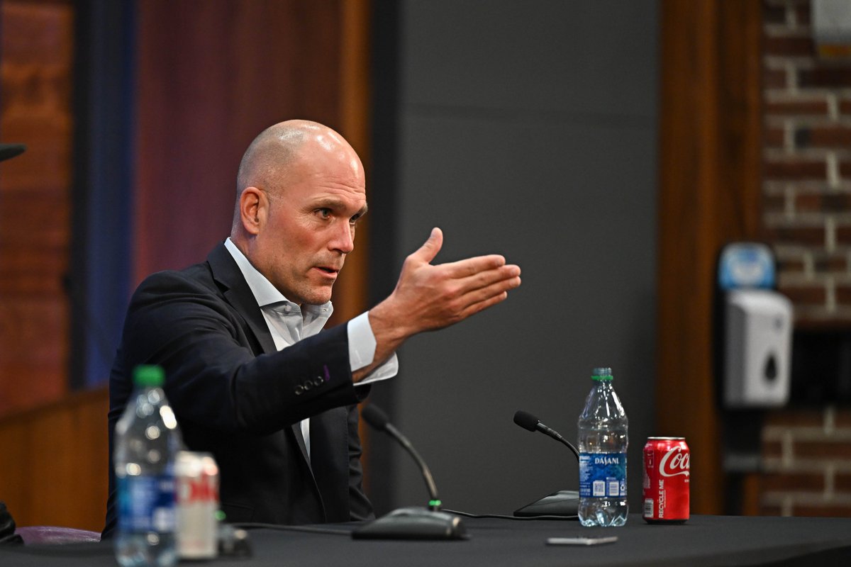 Ari Meirov tweet media