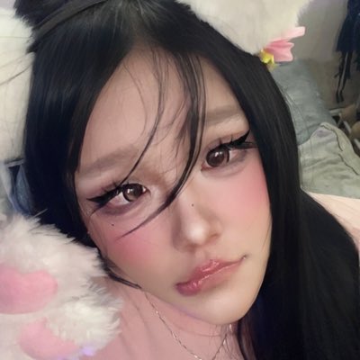 KiTi 凌 tweet media