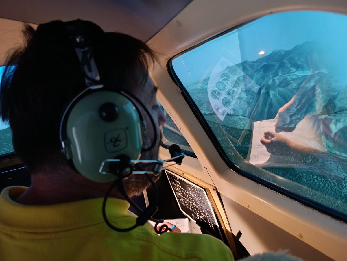 AgriculturaGOIB's tweet image. Altres 4 tècnics de l’Operatiu Interinsular d’Incendis Forestals s’han format en coordinació aèria (ACO), una figura clau en l’extinció d’incendis forestals.

La formació i la capacitació del personal de l’OIIF del @goib són fonamentals per garantir la seguretat i l’eficiència.