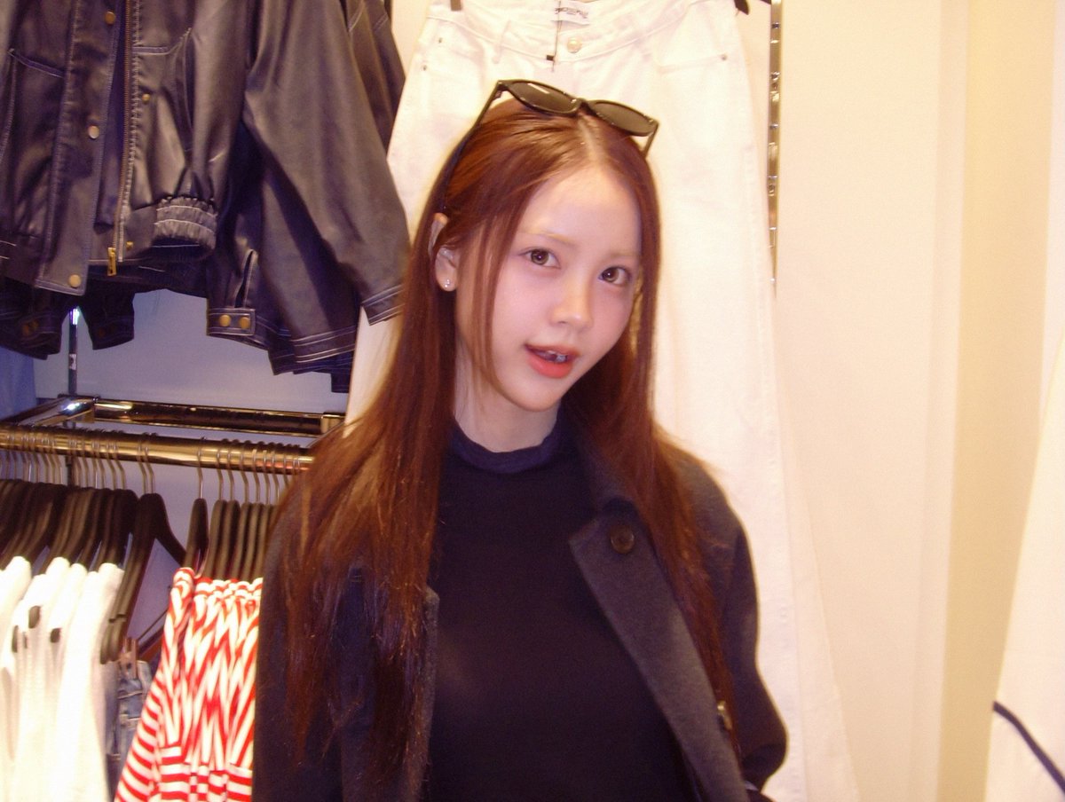 instagram update.

nyc throwback

#Hearts2Hearts #하츠투하츠 #H2H #CARMEN #카르멘