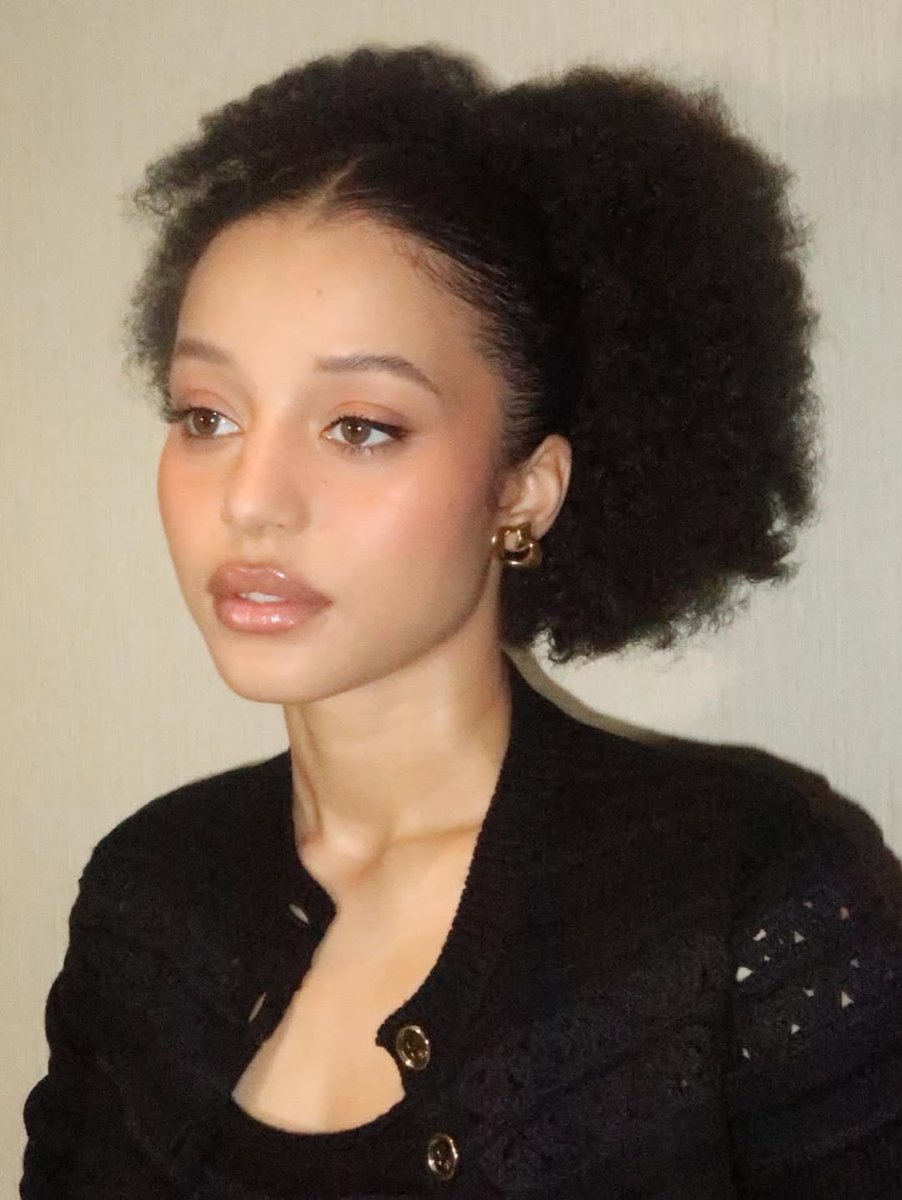 󠁯best of chase infiniti tweet media