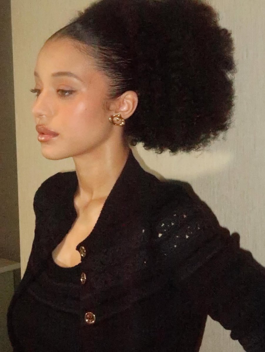 󠁯best of chase infiniti tweet media