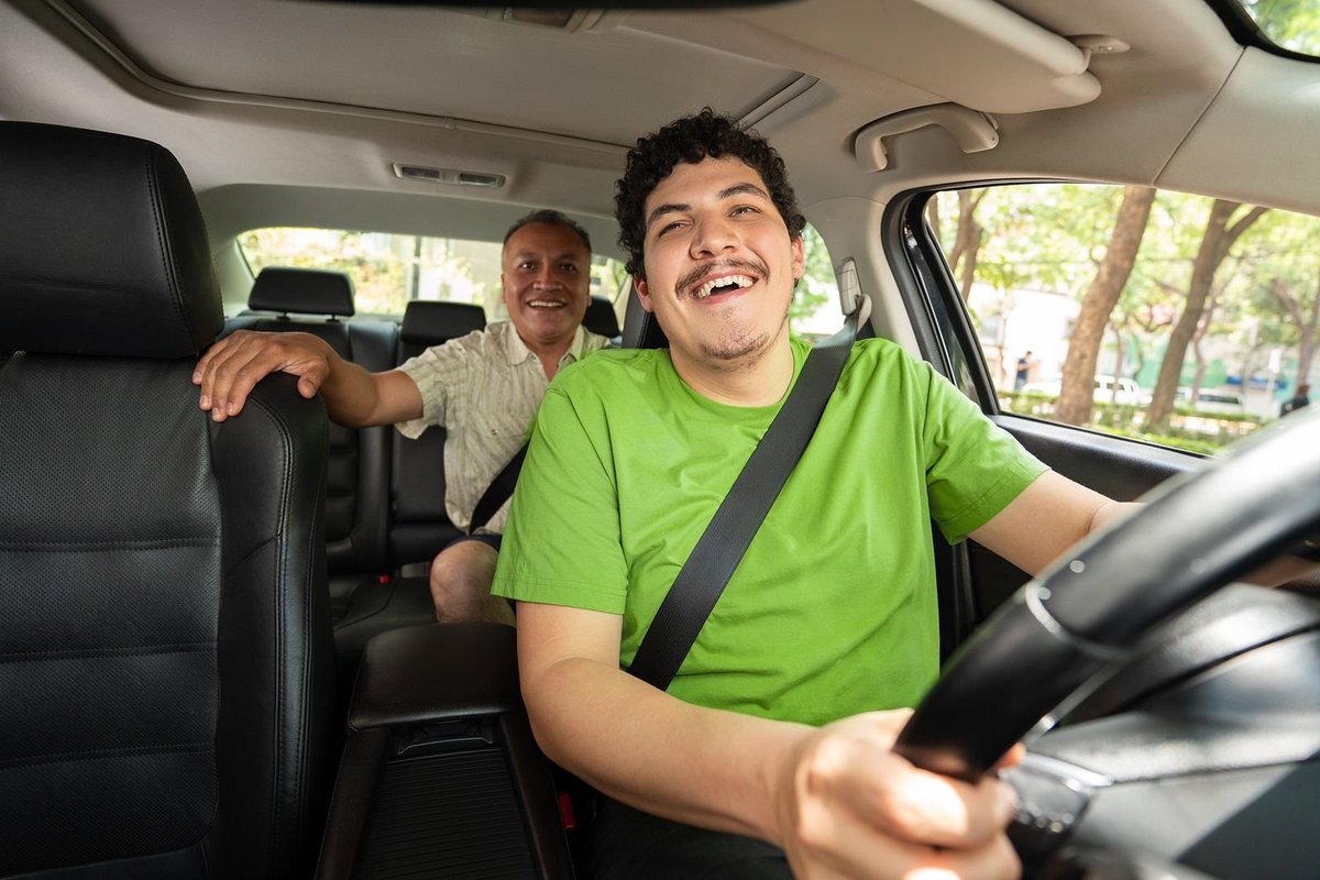 #DeDinero | Seguridad y turismo impulsan crecimiento de aplicaciones de movilidad
diarioelsalvador.com/seguridad-y-tu…