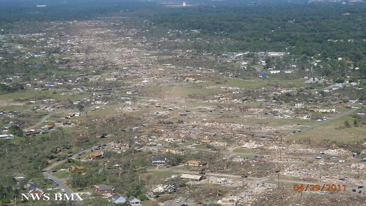📸 Incomprehensible destruction from the April 27, 2011 Super Outbreak ...