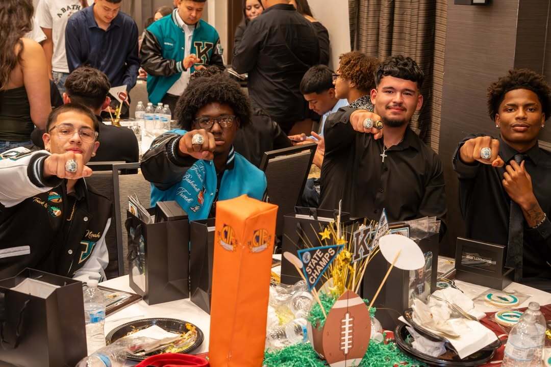 Signature Championship Rings tweet media