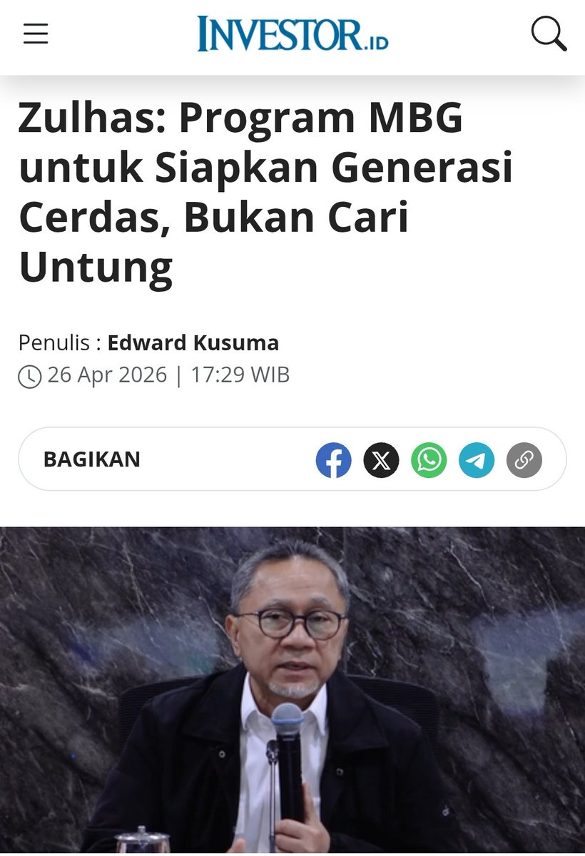senela__'s tweet photo. Baru tau kaloo mau generasi cerdas tuh dari ngisi perut bukan otak😭
Otak kosong asal perut kenyang tuh bikin cerdas yakk😭 https://t.co/1ilPIsskLC