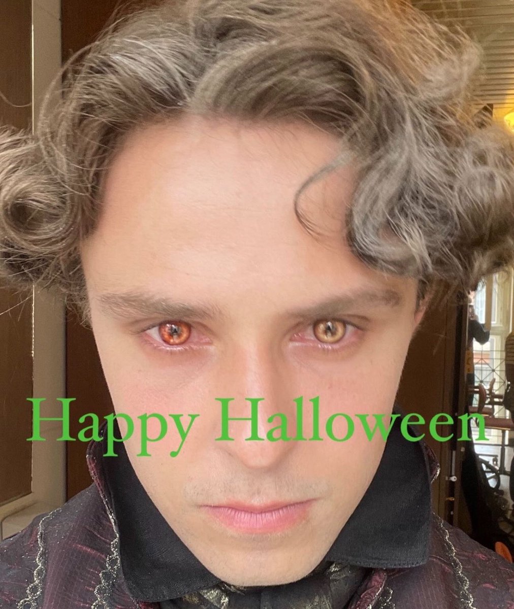 Nicolas de Lenfent Archive tweet media