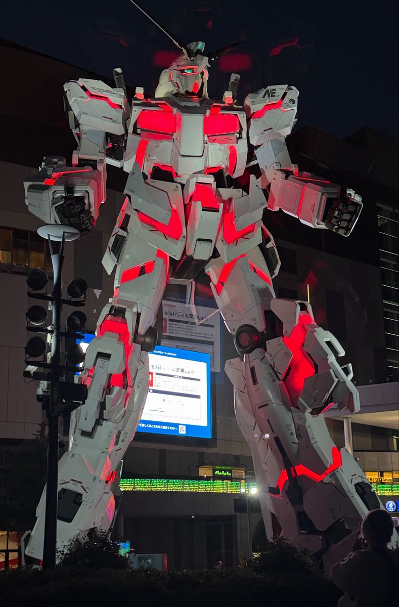 YORU ⋮ ☾ tweet media