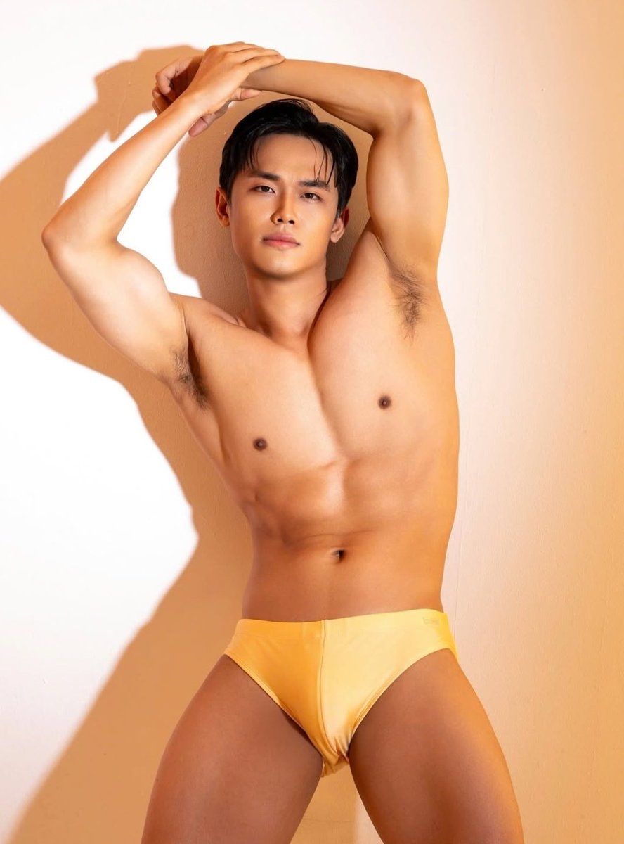 OSWALSANTANA's tweet image. Tran TienDung
#MrManhunt #Vietnam