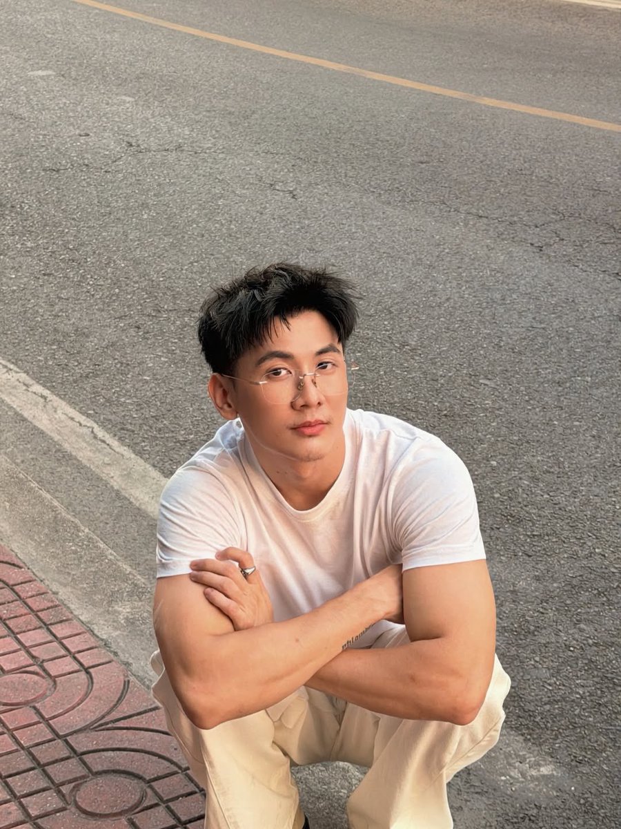 GardenKed's tweet image. Bonz IG update:
 kamu siapa namanya? 🕶️
GGT&amp;gt; คุณชื่ออะไร? 🕶️

#1/3
#bonnadol @bonnadol