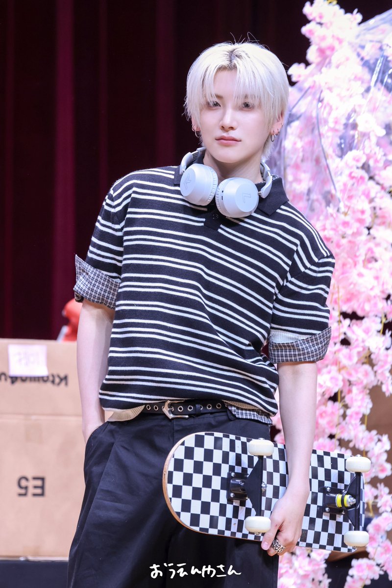 yuni 🐺 tweet media