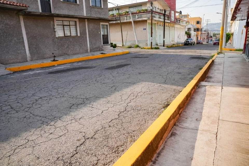 Zacatelcoradio's tweet photo. *HISTÓRICO RESCATE DE VIALIDADES EN LA LOMA XICOHTÉNCATL ENCABEZADO POR ALFONSO SÁNCHEZ GARCÍA*

Como resultado de la macrofaena impulsada por el Gobierno de Alfonso Sánchez García, en tan solo una semana se logró tapar un total de 120 baches en la colonia Loma Xicohténcatl https://t.co/VyY6nLiJV7