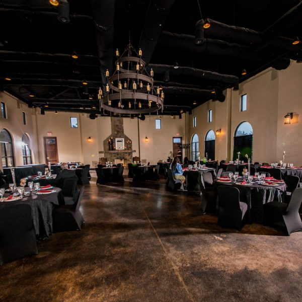 CastleFalls's tweet photo. The Grande Hall offers modern amenities while retaining our signature old-world charm. It is the perfect space for large social or corporate events for up to 250 guests. 

Contact us today at (405) 942-6133 for more details. https://t.co/1sWSnYr1Cj