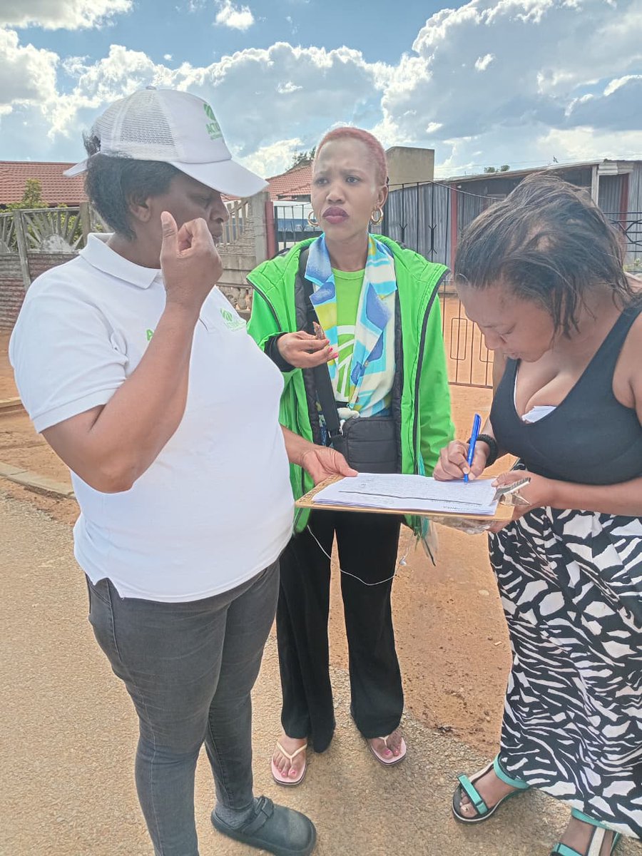 MCActionSA's tweet photo. Kagiso Constituency Ward 4 was on the ground today for a successful membership drive. We proudly welcomed 16 new members and gained 7 supporters who have chosen to stand with ActionSA.
Together, we continue to grow and strengthen our movement for change. ✊
#ActionSA # https://t.co/p4b62gcUJ4
