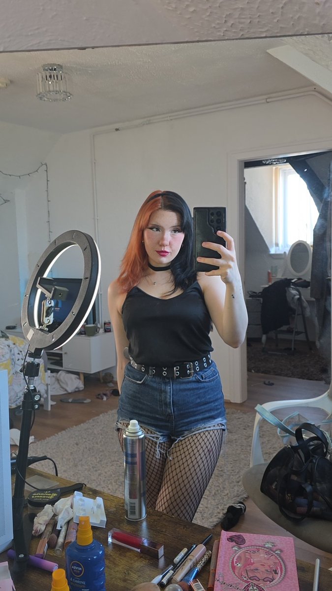 Aest 🧡🖤 Gamer Gwooner tweet media