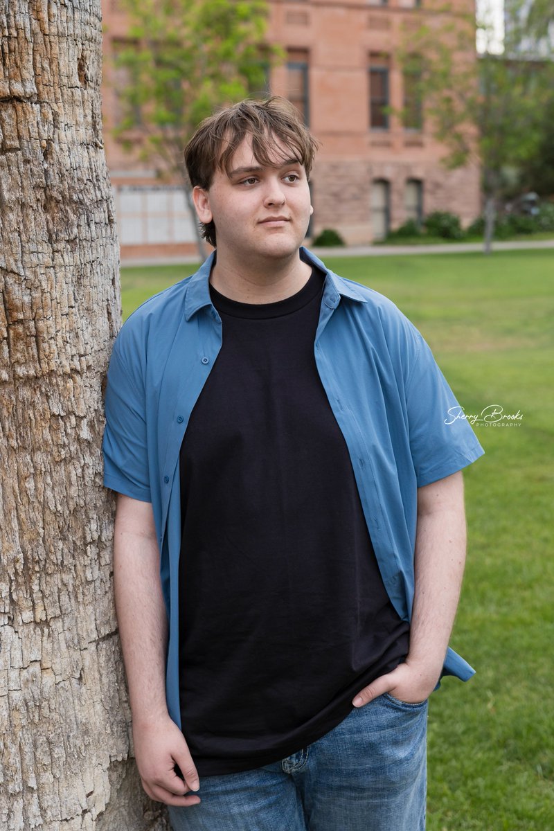 PhotosbySherry's tweet photo. Graduation is almost here, grads! Capture this once-in-a-lifetime moment with a personalized photo session. Booking both ASU grads and high school seniors.
Book: https://t.co/JNMkzFqCbL
#ASUGrad #ASUPhotos #GradPics #classof2026 #sundevil #seniorphotos #seniorpotraits https://t.co/6prikfMTsi